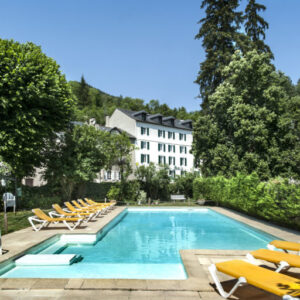 Piscine Hôtel Family & Spa