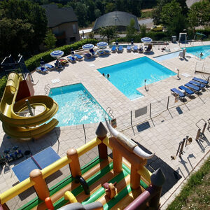Piscine - Camping le Mas des Sédariès réalisé avec WordPress situé à Villefort en Lozère